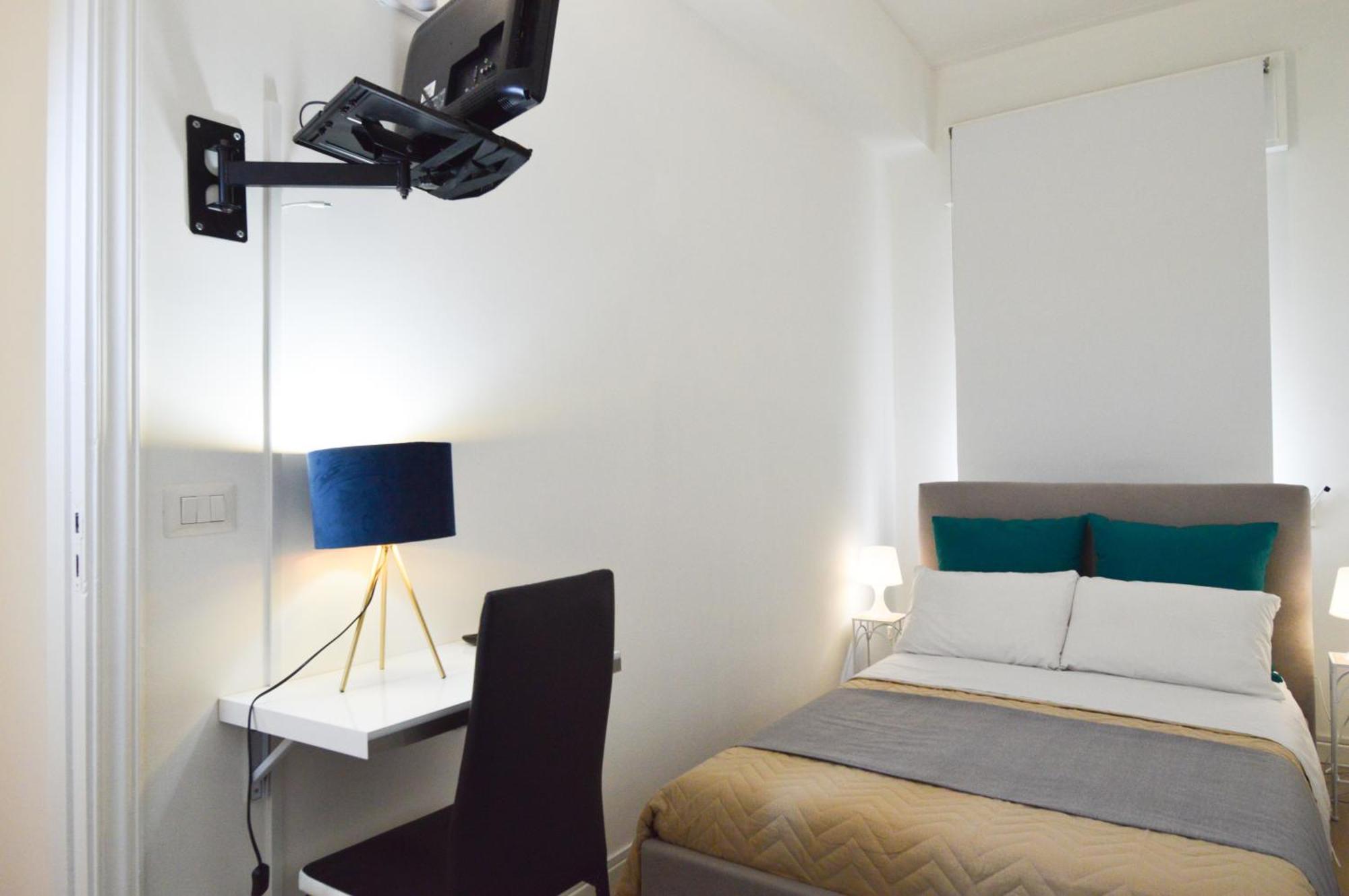 Casa Ekaterina Free Wifii - Spiaggia 200 Metri Brolo Bagian luar foto