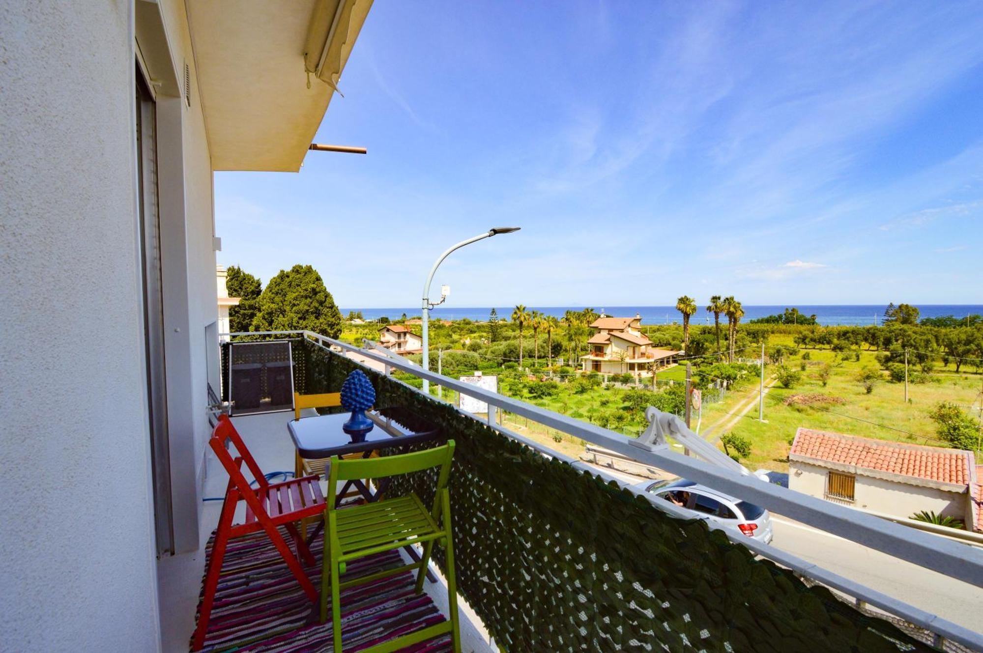 Casa Ekaterina Free Wifii - Spiaggia 200 Metri Brolo Bagian luar foto
